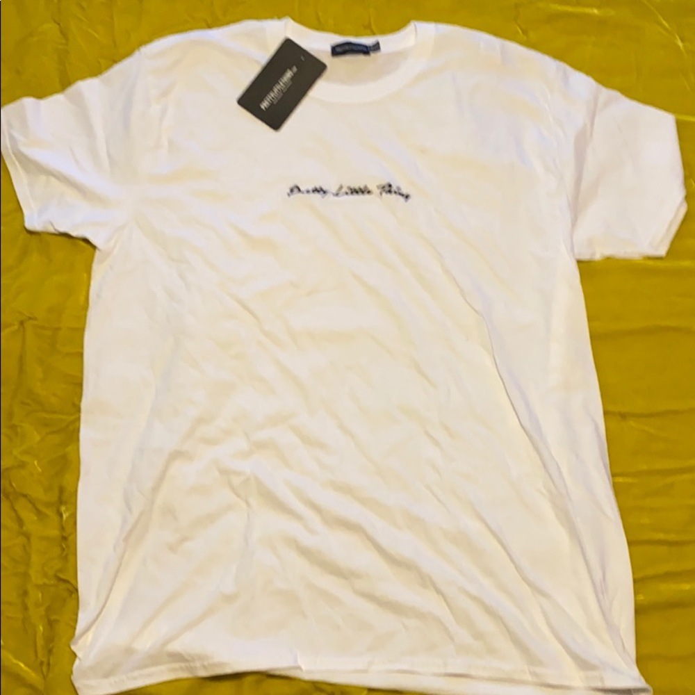 White tee